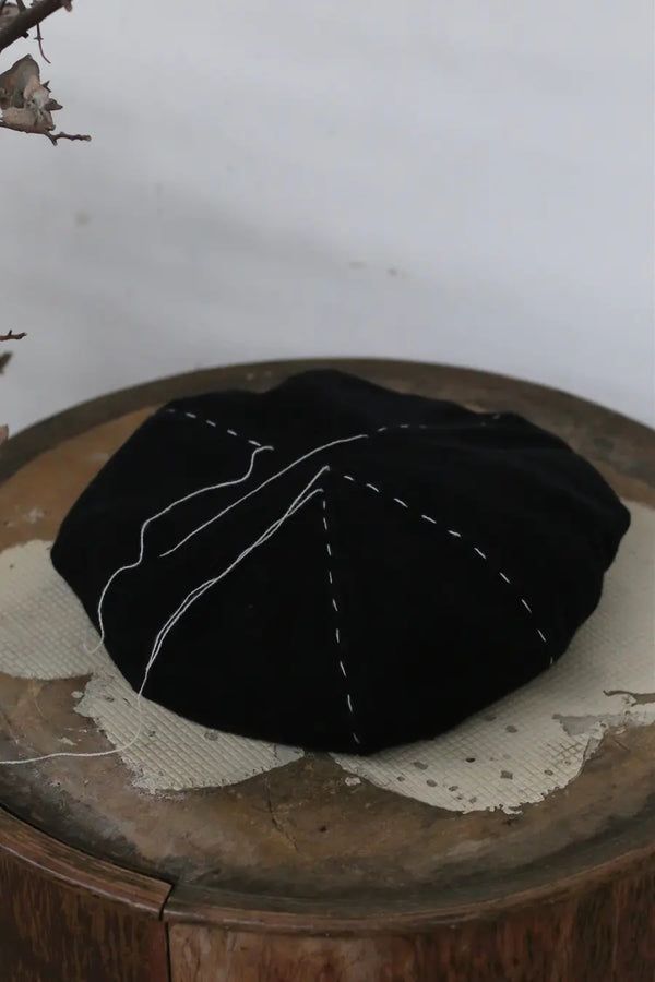A TENTATIVE ATELIERIR knitted French Béret flower embroidery A2223175